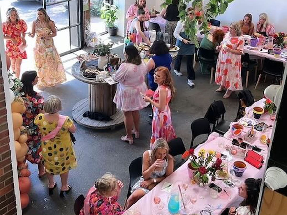 Paint and sip events and creative workshops, photo 3 of 4